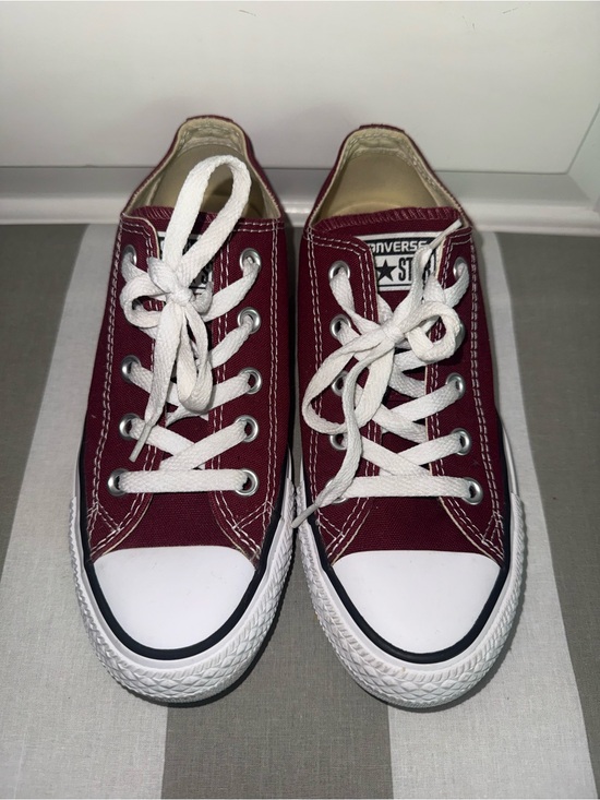 Converse Shoes - Converse Chuck Taylor All Star Low Top Sneakers - Burgundy